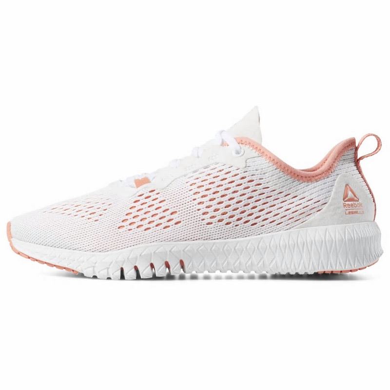Adidasi Training Reebok Flexagon Les Mills® Dama Albi/Roz Romania VL7459IR